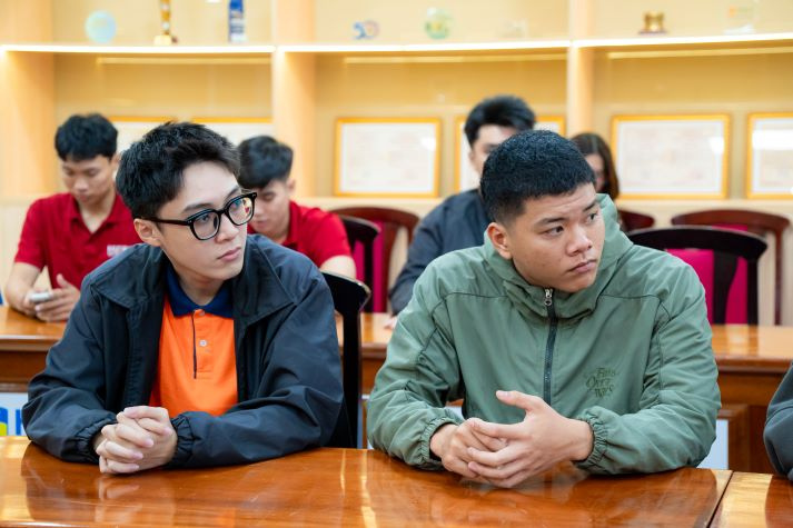 Sinh viên Viện Kỹ thuật trang bị góc nhìn mới về công nghệ ăng-ten và đổi mới sáng tạo 48