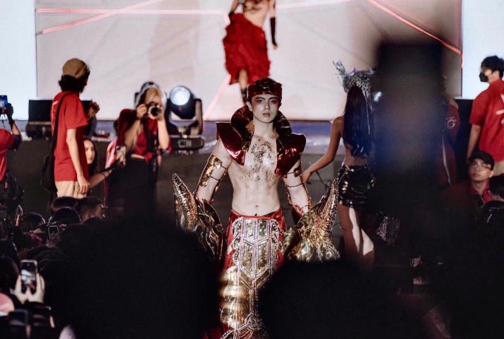 Đinh Dương Bảo Huy - Sinh viên HUTECH đại diện Việt Nam tham dự Mister Cosmopolitan 2024 39