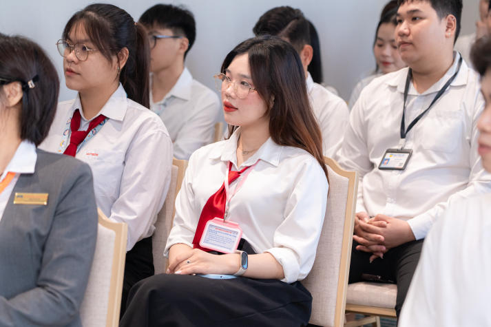 Sinh viên Du lịch - Nhà hàng - Khách sạn khám phá “hậu trường” vận hành khách sạn 5 sao Sheraton Saigon Grand Opera 29
