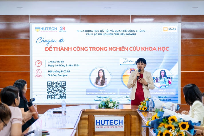 Nắm bắt bí quyết thành công, sinh viên Khoa học Xã hội và Quan hệ Công chúng tự tin thực hiện nghiên cứu khoa học 108