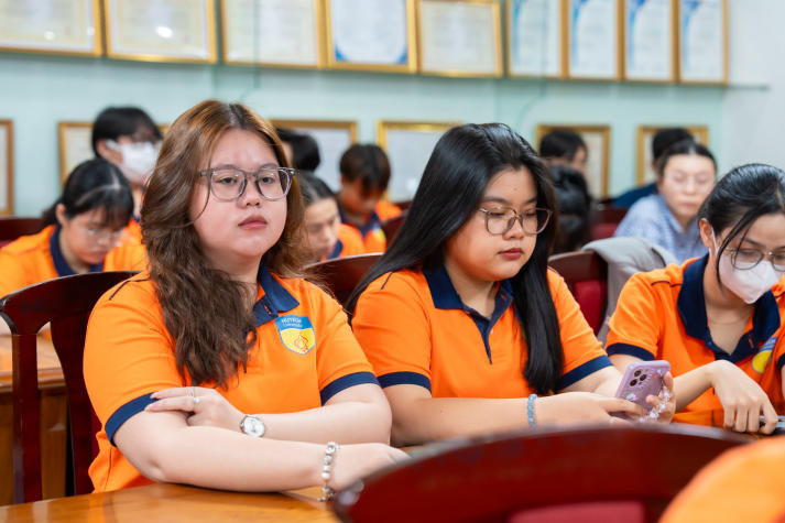 Sinh viên HUTECH nắm giữ kí kíp “ăn sạch, sống xanh” cùng chuyên gia vào 12/6 tới 24