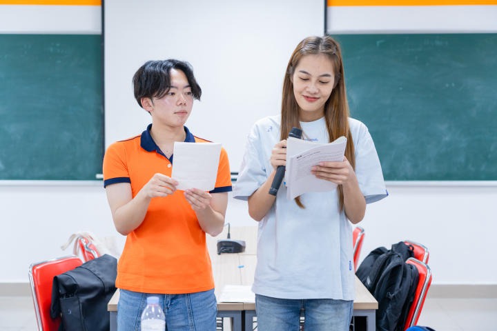 Sinh viên Nhật Bản học HUTECH trải nghiệm “Biên phiên dịch thực chiến tiếng Nhật” cùng sinh viên ĐH Hosei 39