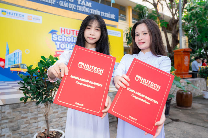 [Video] Từ học bổng HUTECH, học sinh TT. GDNN - GDTX Thủ Đức thêm động lực theo đuổi giấc mơ đại học 32