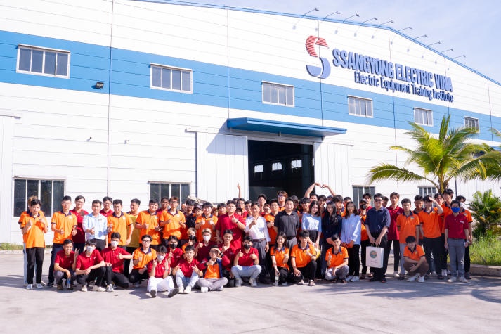 Tăng cường trải nghiệm cho sinh viên Viện Kỹ thuật HUTECH qua chuyến tham quan Công ty TNHH Ssang Yong Electric Vina 65