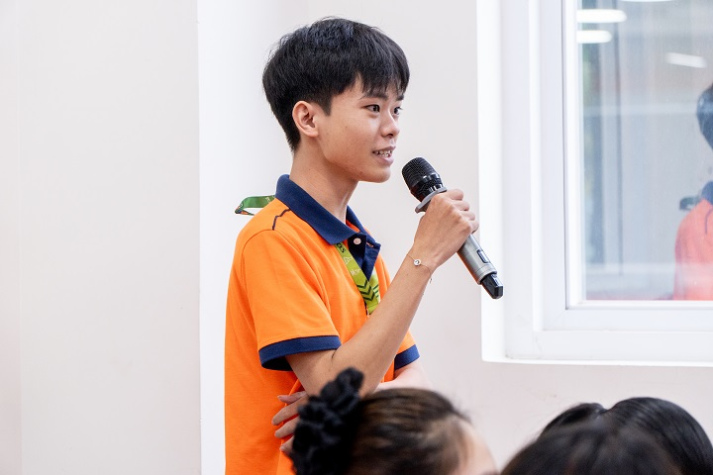 Khai mở kiến thức về mô hình kinh tế xanh với Seminar HUTECH Innovatalk 2025 56