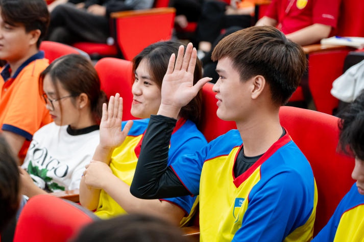 Sinh viên Khoa Quản trị kinh doanh HUTECH tập huấn kỹ năng tuyển dụng nhân lực cùng HR1 Vietnam 42