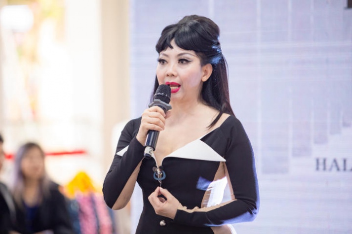 [Video] Đem bọ cánh cứng và người vô gia cư vào đồ án tốt nghiệp, 02 sinh viên ngành Thiết kế thời trang HUTECH “cán đích” thủ khoa và á khoa 167