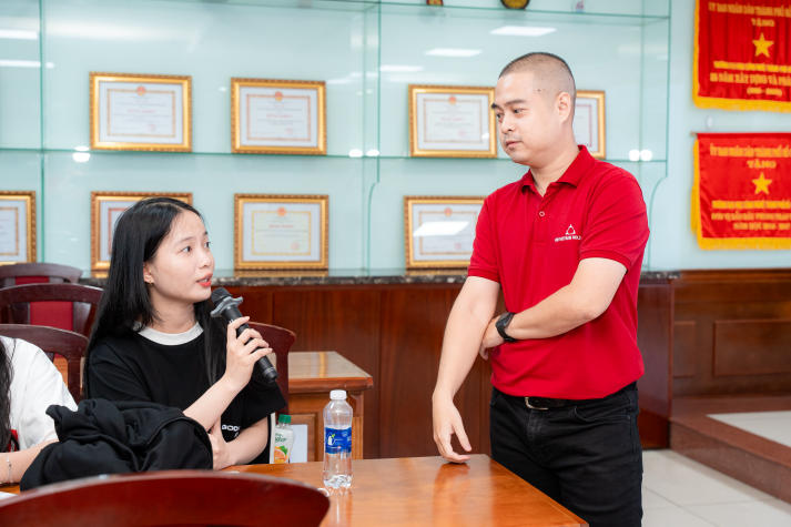 Sinh viên Khoa Quản trị kinh doanh sẵn sàng cho hành trình học tập trải nghiệm thực tế tại HR1 Vietnam Holdings 72