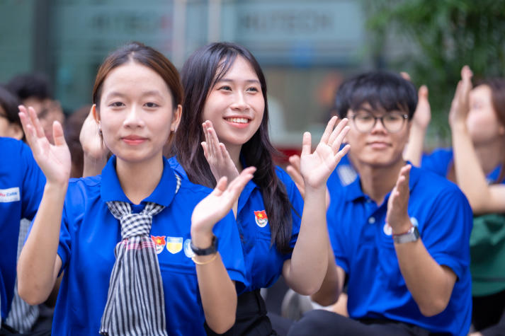 Lễ ra quân Mùa hè xanh HUTECH 2025: Sắc áo xanh tình nguyện vì cộng đồng 164