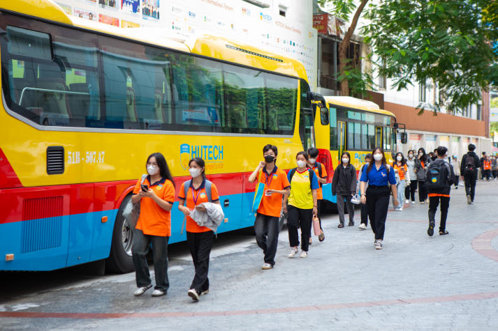 HUTECH-ers bắt đầu năm học mới 2025-2026 vào ngày 03/9 11