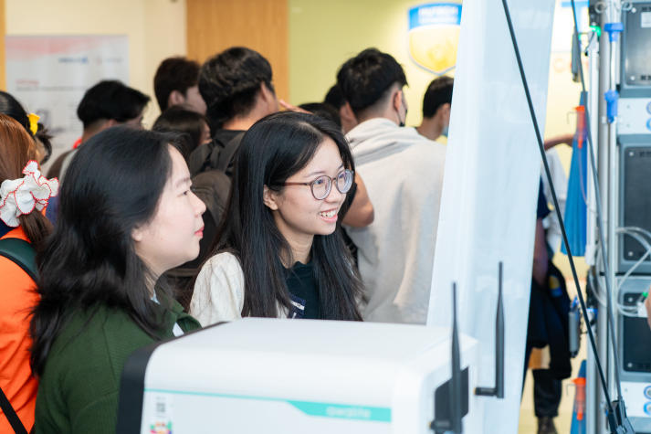Sinh viên Khoa Thú y chuẩn hóa tư duy chẩn đoán và vận hành phòng khám 93