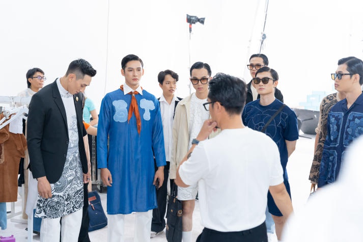 Giảng viên HUTECH ghi dấu ấn tại Fashion show “Cảm hứng Việt Nam” của Ben&Tod 25