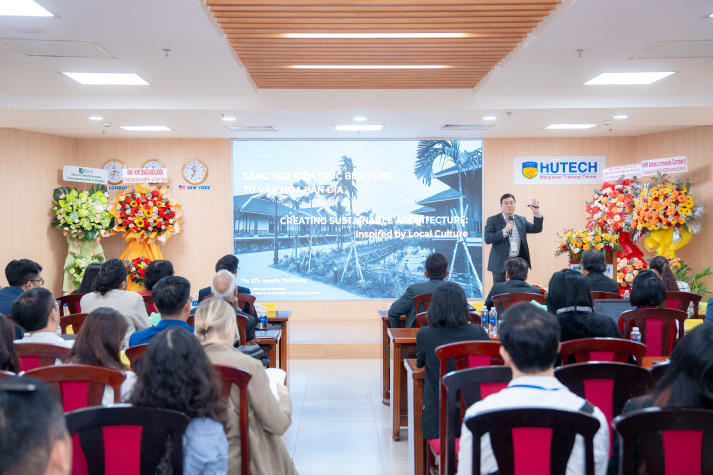 [Video] 10 dấu ấn HUTECH 2025: Khẳng định tầm vóc - Vững bước tương lai 176