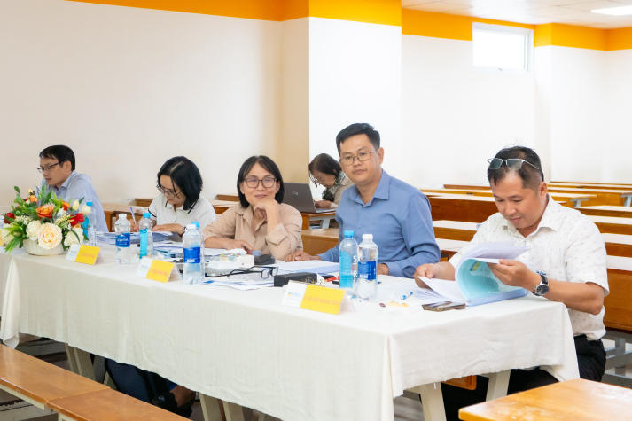 Luận văn/đề án tốt nghiệp Thạc sĩ ngành Công nghệ sinh học HUTECH khẳng định định hướng nghiên cứu ứng dụng 4