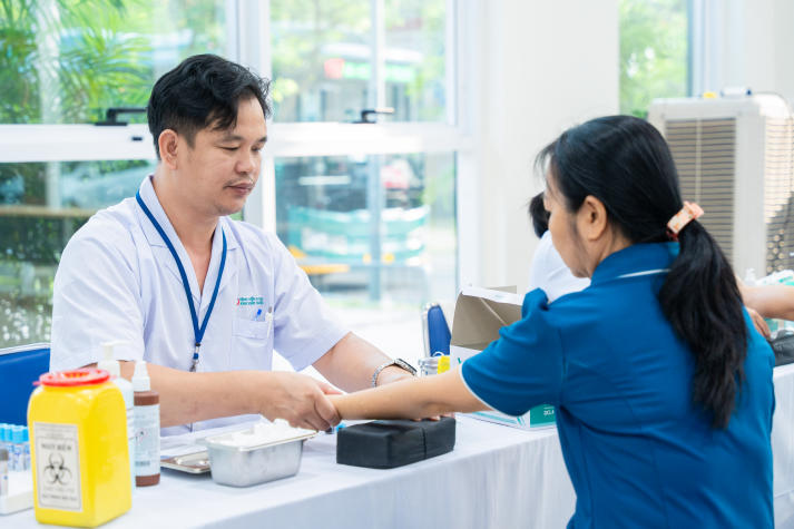 HUTECH đồng hành chăm sóc sức khỏe CB-GV-NV qua đợt khám định kỳ 2026 38