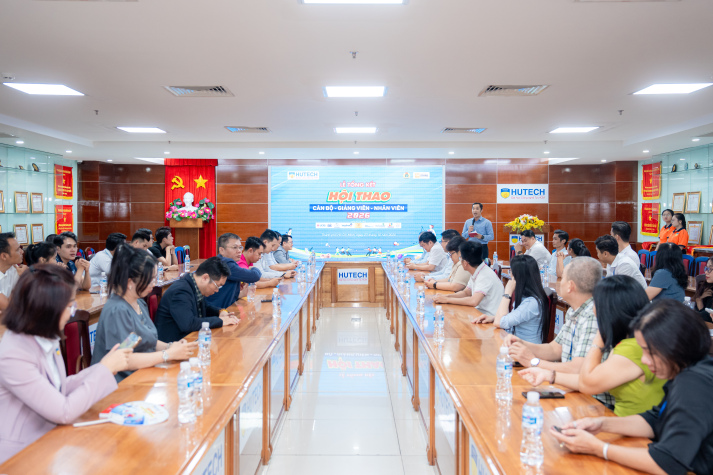 [Hội thao CB-GV-NV 2026] HUTECH khép lại mùa Hội thao 2026 bằng tinh thần đoàn kết và nhiệt huyết 9