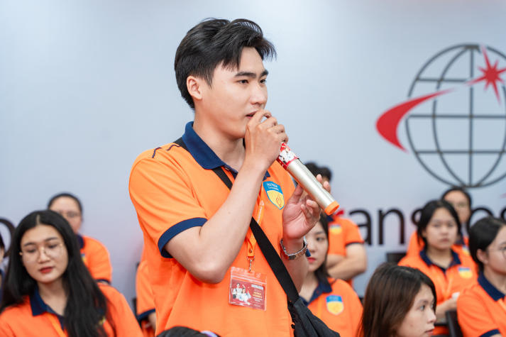 Tham quan Transcosmos Vietnam, sinh viên ngành Digital Marketing học hỏi kinh nghiệm từ cựu sinh viên 39