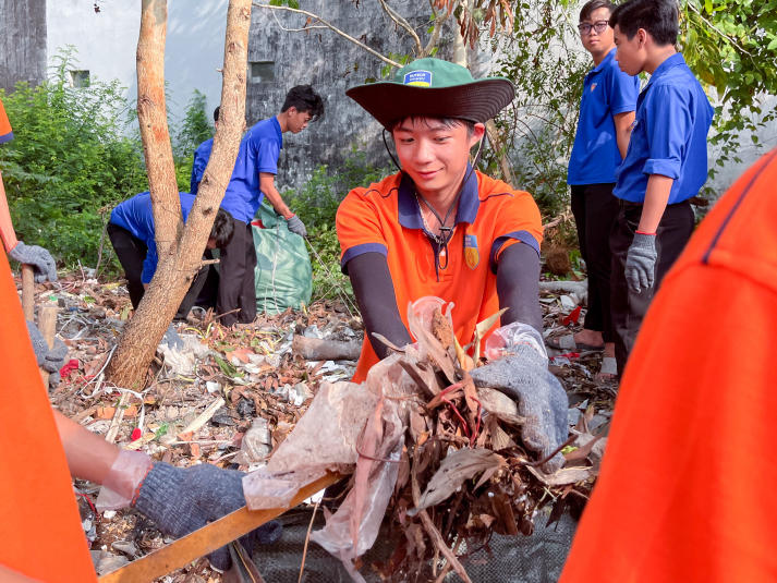 Tháng Thanh niên rực rỡ của sinh viên Khoa Marketing - Kinh doanh quốc tế 78