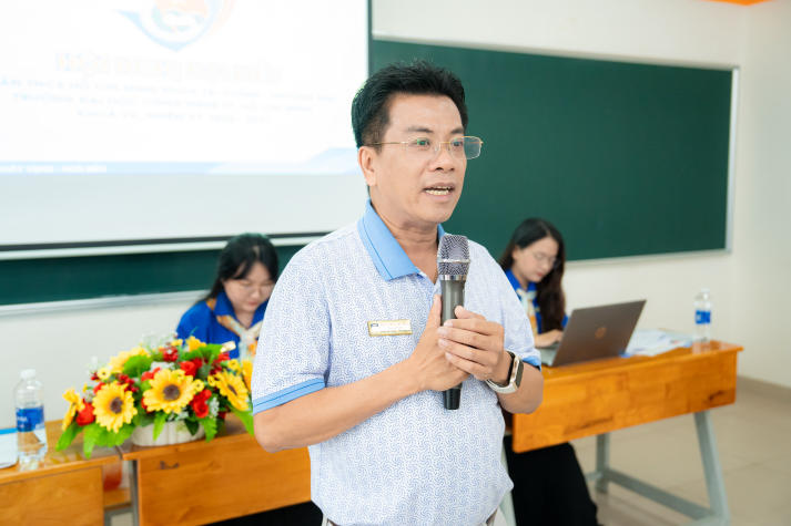 Đoàn Khoa Tài chính - Thương mại vững bước nhiệm kỳ mới với tinh thần “Đoàn kết - Tiên phong - Khát vọng - Hoài bão” 110