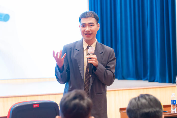 Tân sinh viên I-HUTECH định hình lộ trình tiếng Anh ngay từ những ngày đầu 79