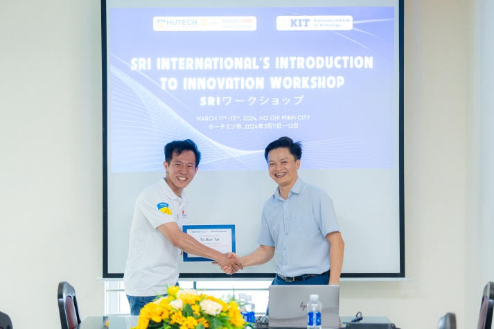 Sinh viên VJIT hoàn thành khóa học Innovation - SRI International lần 6 82