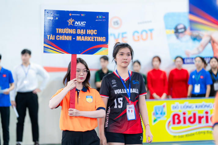 49 đội bóng hội tụ tại HUTECH, mở màn vòng Loại Bóng chuyền Đại hội Thể thao Sinh viên toàn quốc 2026 32