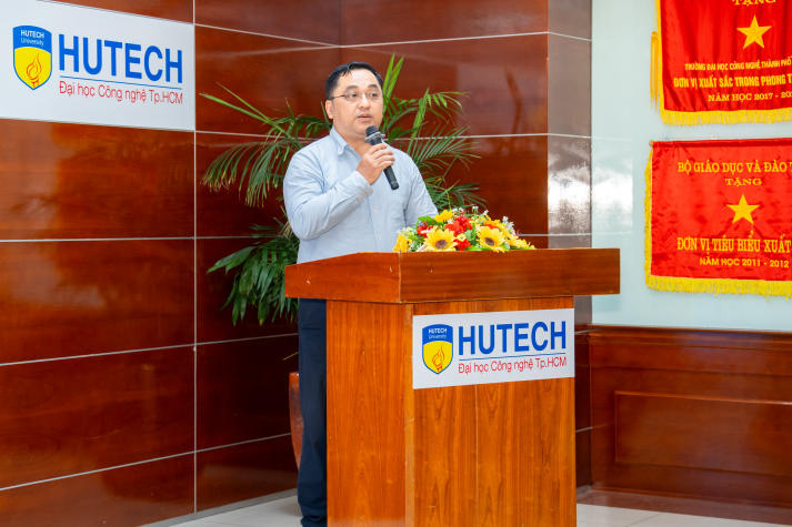 Lễ tổng kết Câu lạc bộ Kinh doanh & Thương mại điện tử: Tri ân để tiếp nối, kế thừa để bứt phá 41