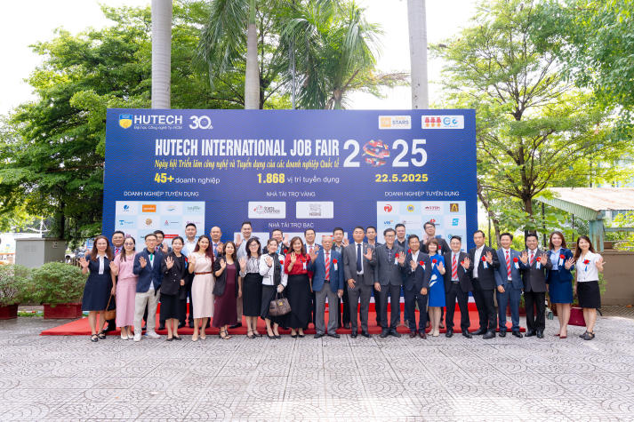 Doanh nghiệp đa quốc gia “đổ bộ” HUTECH International Job Fair 2025, mở ra hàng ngàn cơ hội nghề nghiệp cho sinh viên 9