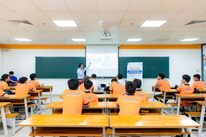 Sinh viên Kiến trúc - Xây dựng “giải mã” lộ trình nghề trong thời đại BIM và AI 54
