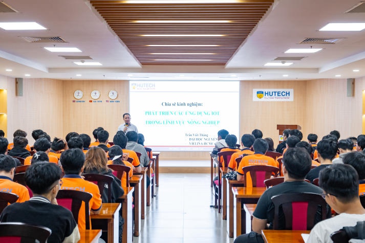 Nâng cao kiến thức về khởi nghiệp và đổi mới sáng tạo cùng sinh viên VJIT tại chuỗi seminar HUTECH Innovatalk 2024 12