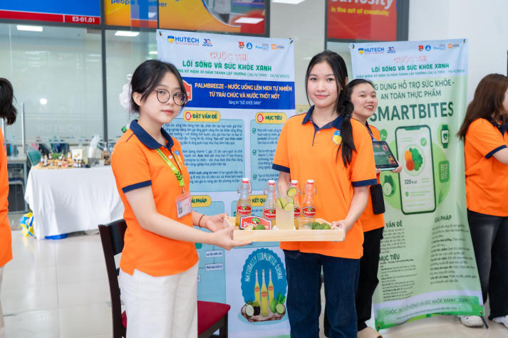 Lối sống xanh - Sức khỏe xanh: Sinh viên HUTECH kiến tạo tương lai bằng hành động bền vững 144
