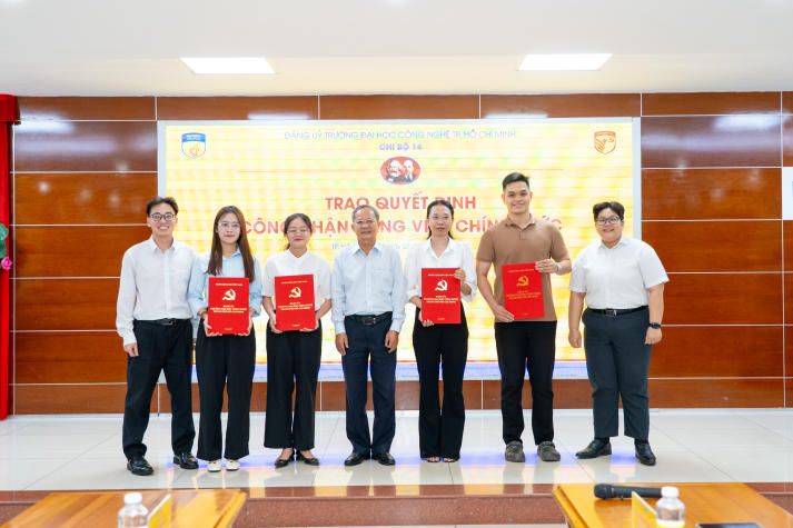 Tuổi trẻ HUTECH lan tỏa niềm tin với Đảng và lý tưởng cách mạng qua Cuộc thi “Tuổi trẻ sắt son” lần 5 131