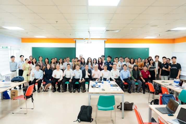 HUTECH tổ chức tập huấn kỹ năng viết mô tả sáng chế và chuẩn bị hồ sơ đăng ký bảo hộ sở hữu trí tuệ 79