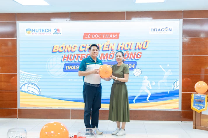 Lễ bốc thăm chia bảng Giải Bóng chuyền hơi Nữ HUTECH mở rộng năm 2024 - Dragon Master Cup 32