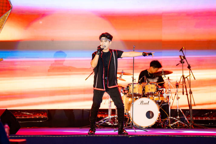 [Video] Rực rỡ đêm Chung kết HUTECH’s Got Talent 2026: Đại tiệc âm nhạc và ánh sáng mãn nhãn 48