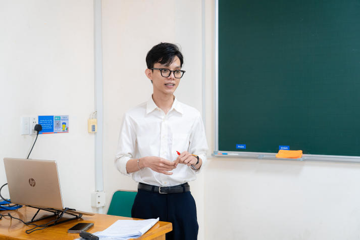 Nhiều nghiên cứu thiết thực được thể hiện trong buổi bảo vệ luận văn/đề án Thạc sĩ ngành Tài chính - Ngân hàng 47