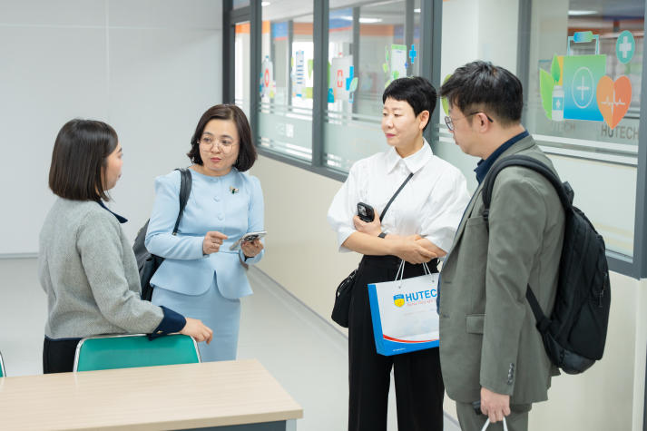 Buổi thảo luận các nội dung hợp tác đào tạo giữa HUTECH và Tongmyong University 46