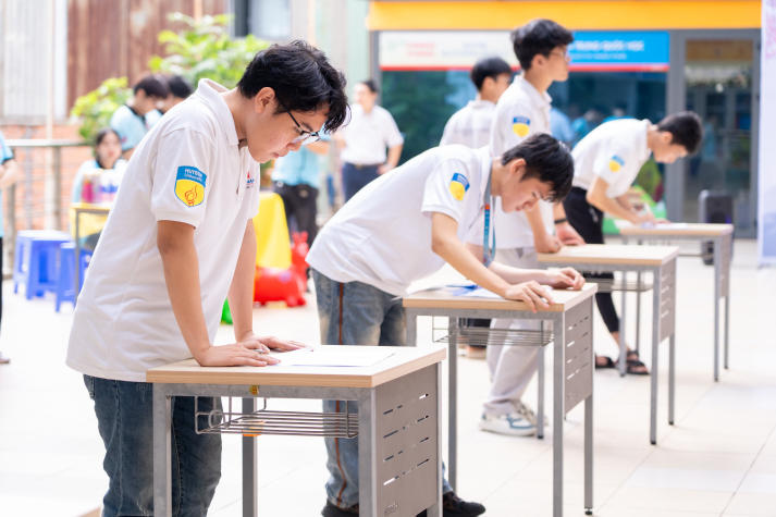 [Video] Nhiều phần tranh tài kịch tính tại Chung kết cuộc thi Siêu Kanji 2025 của VJIT 18