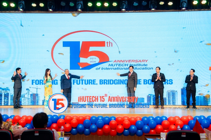 [Video] Kiến tạo tương lai từ hội nhập: Dấu ấn 15 năm kết nối không biên giới của Viện Đào tạo Quốc tế 34