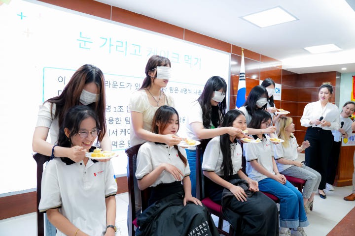Sinh viên Viện Công nghệ Việt - Hàn giao lưu văn hóa cùng sinh viên Đại học KeiMyung 85