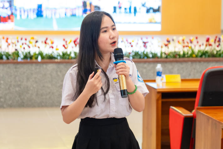 Hành trang quan trọng để tân sinh viên HUTECH tự tin bước vào giảng đường đại học sẽ có tại buổi Sinh hoạt đầu khoá sắp tới 42