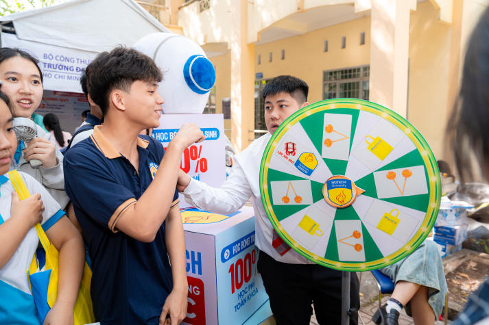 Tư vấn mùa thi 2026 tại Đồng Nai: HUTECH “all-in” bí kíp chọn ngành và chính sách học phí, học bổng cho teen 2k8 126