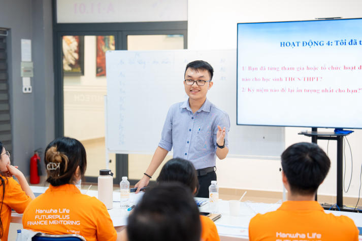 [Video] Youth Education Learning: Trang bị hành trang giáo dục thanh thiếu niên cho sinh viên HUTECH 31