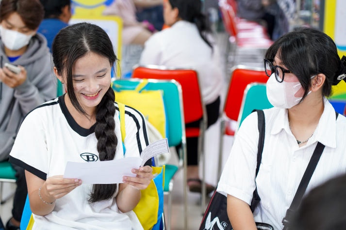 [Video] Cần hỗ trợ về ký túc xá, nhà trọ, tân sinh viên HUTECH làm gì? 159