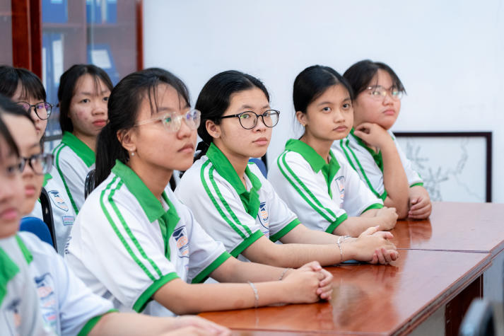 Viện Khoa học Ứng dụng HUTECH lan tỏa kiến thức an toàn thực phẩm tại Trường THPT Dương Văn Thì 25