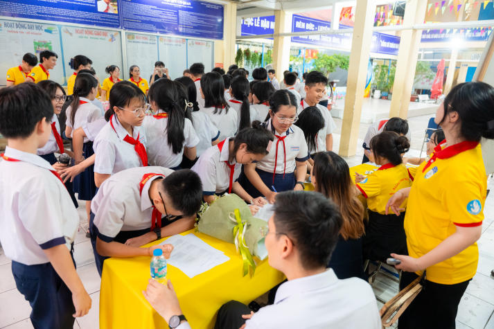 [Ảnh] Nulab Practice Tour: Hành trình lan tỏa yêu thương của sinh viên Khoa Điều dưỡng - Kỹ thuật y học 78