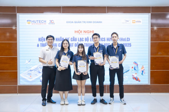 Hội nghị kiện toàn nhân sự CLB Logistics HUTECH (HuLC) mở ra hành trình phát triển mới 76