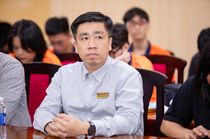 Nhiều sinh viên Khoa Kiến trúc - Mỹ thuật HUTECH được vinh danh 15