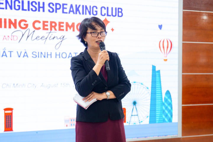 HUTECH chính thức ra mắt CLB nói tiếng Anh “HUTECH English Speaking Club” - HESC 72