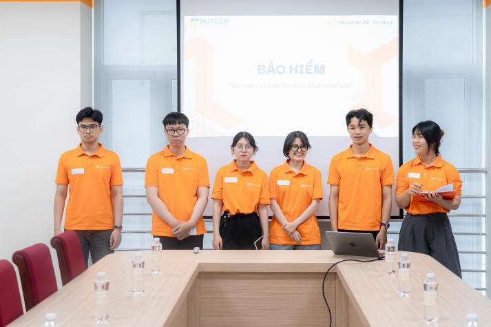 Ôn luyện kiến thức - trau dồi kỹ năng: Sinh viên HUTECH sẵn sàng cho hành trình lan tỏa tri thức 57